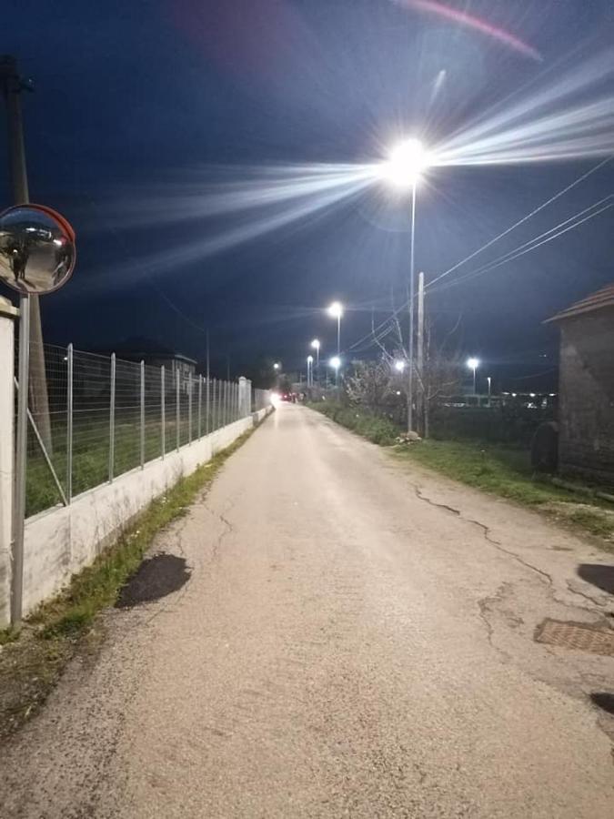 Villetta Nel Verde Ашеа Экстерьер фото